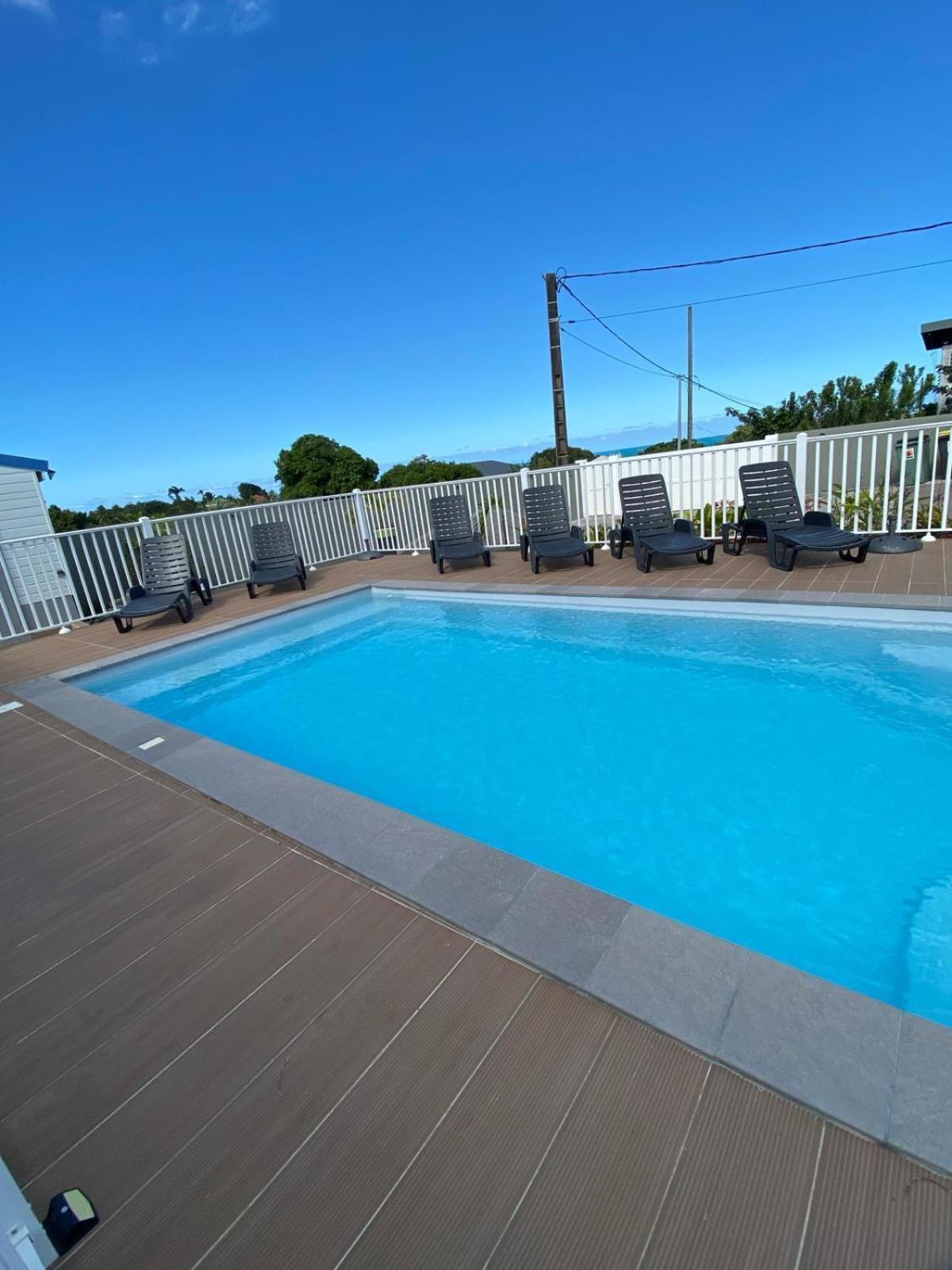 Les Terrasses De Vinty 3 Autour D'une Piscine *