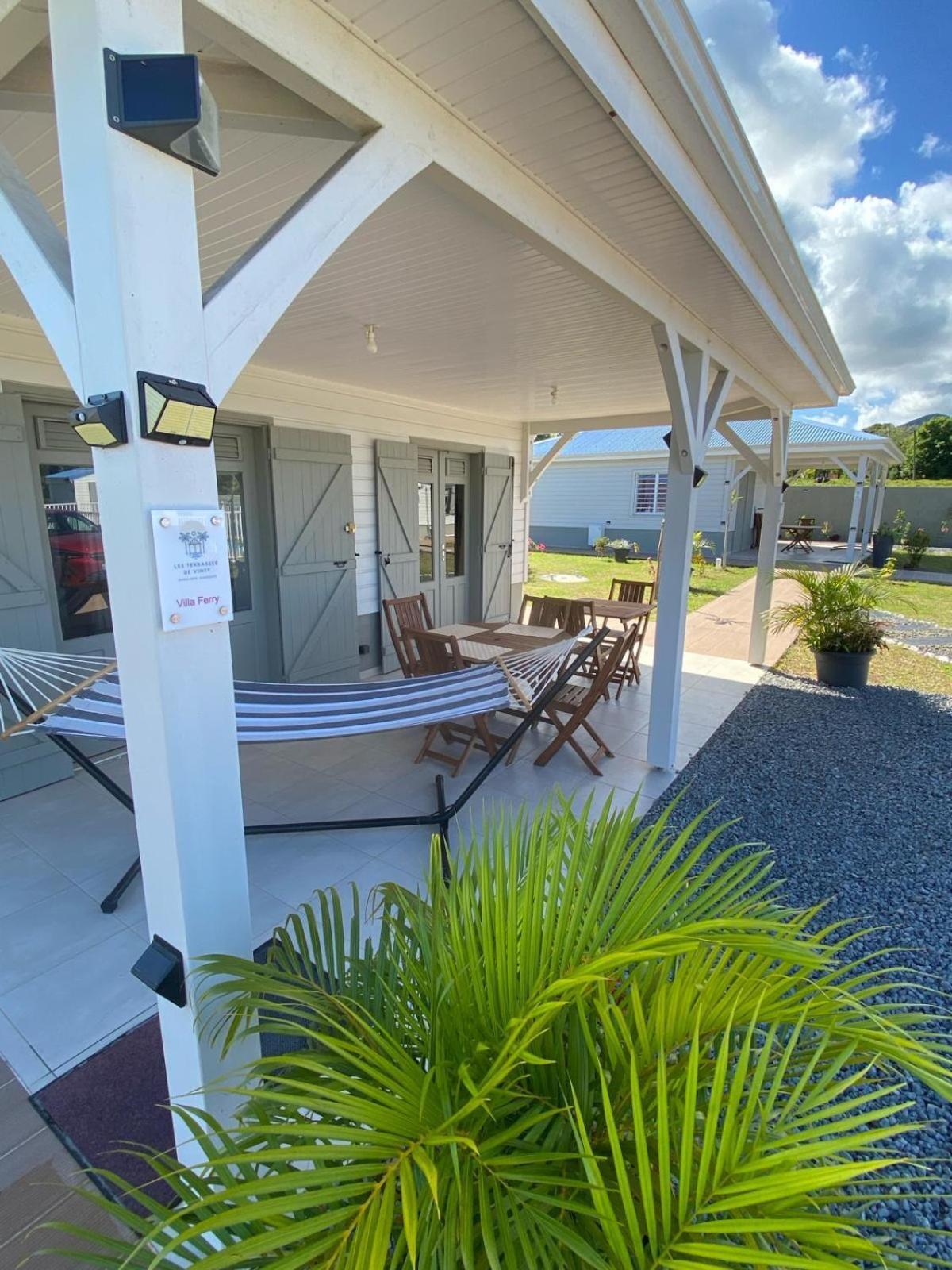 Les Terrasses De Vinty 3 Autour D'une Piscine Sainte-Rose