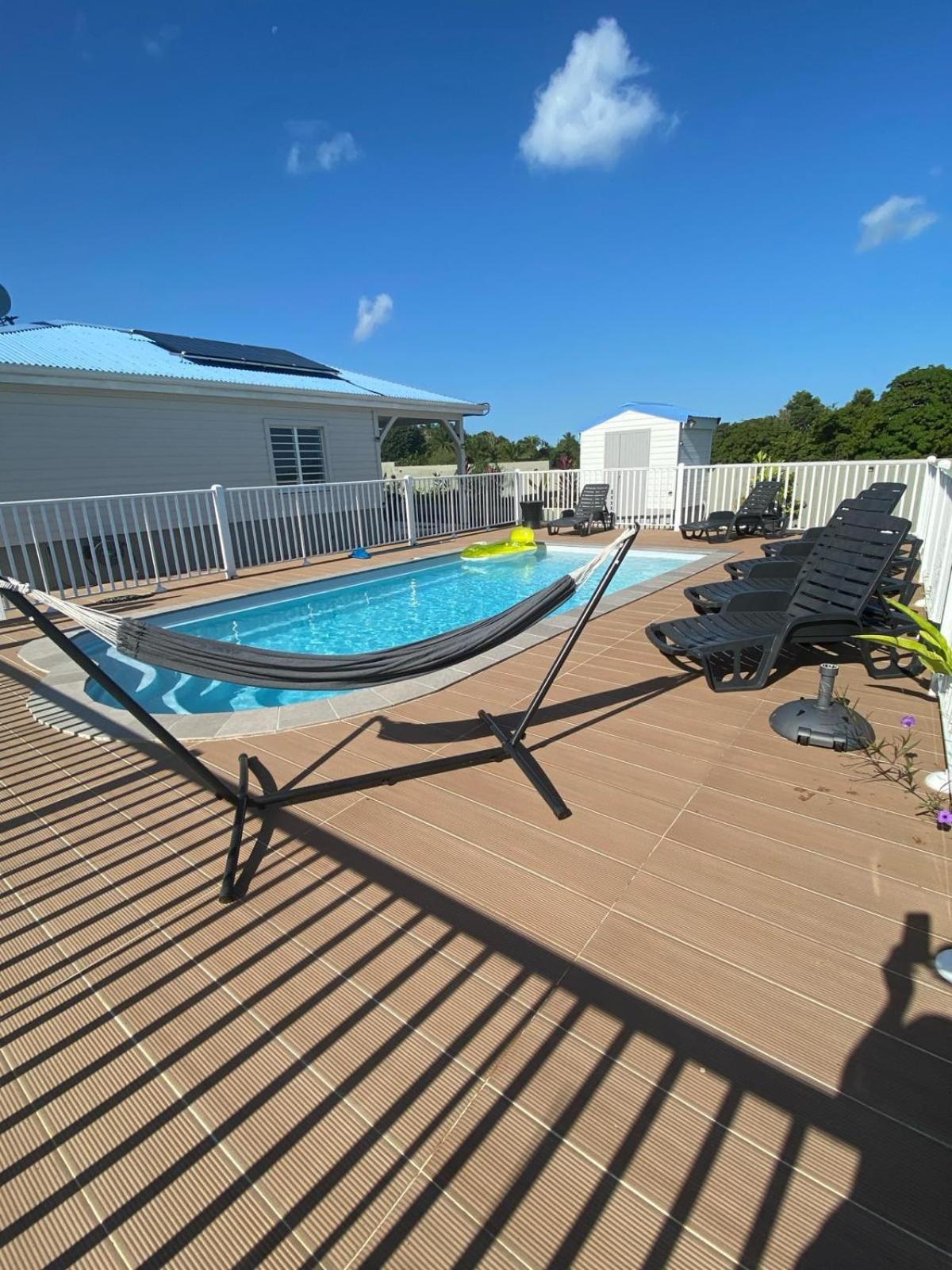 Les Terrasses De Vinty 3 Autour D'une Piscine